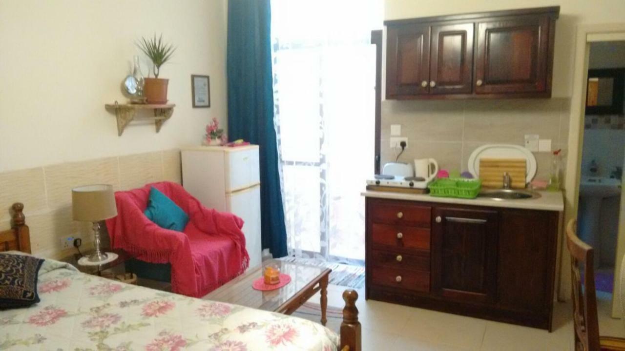 Avalon Seaside B&B - Gozo Bellevue Homes Xlendi Esterno foto